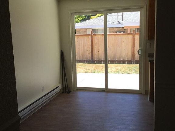 4th image of 6702 44th Ave E #6704