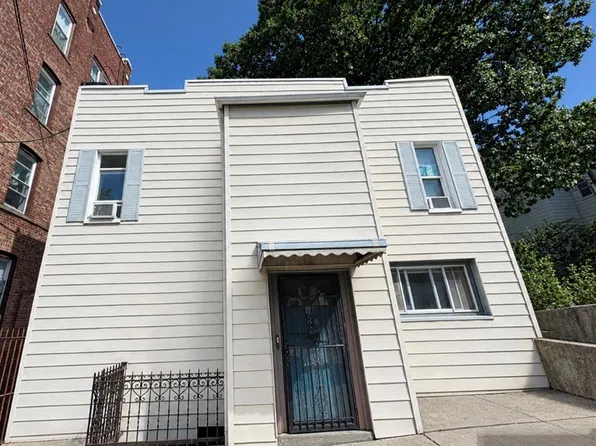 10 Bond Street, Jersey City, NJ 07306