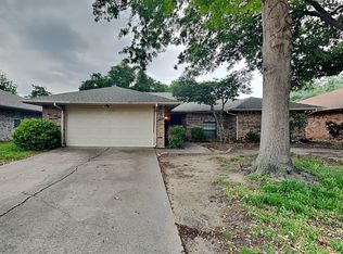 7709 Silveridge Dr, Fort Worth, TX 76133
