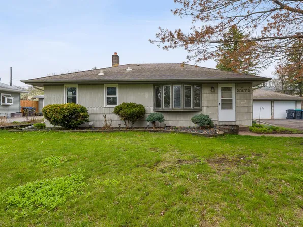 2275 Shawnee Dr, North Saint Paul, MN 55109