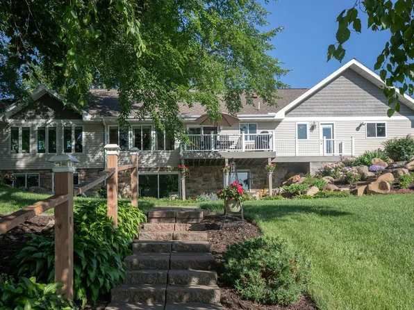 2706 Kraft Ave NW, Annandale, MN 55302