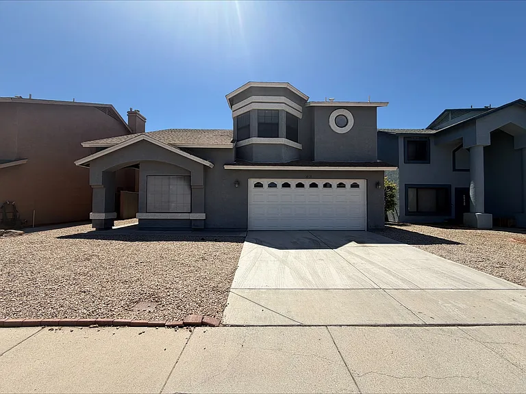4643 N Guadal Dr — Photo 1