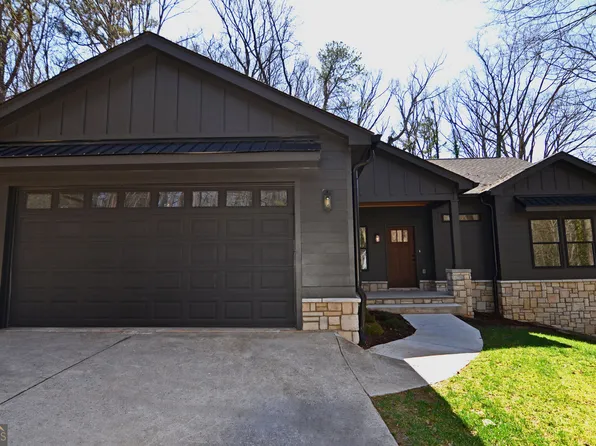 2078 Lyle Ave, College Park, GA 30337