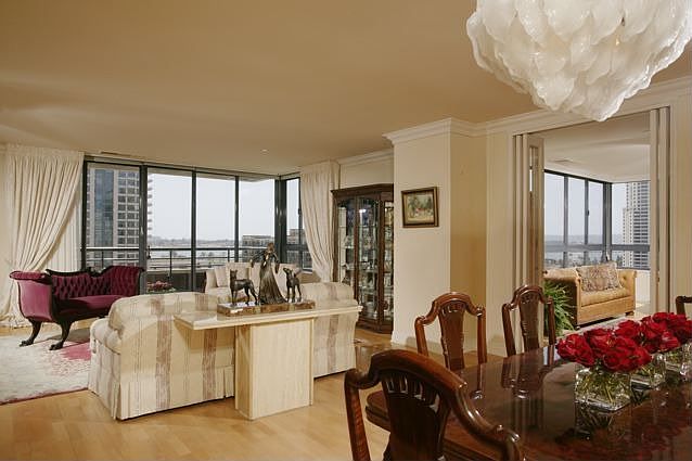 Meridian Residence 901