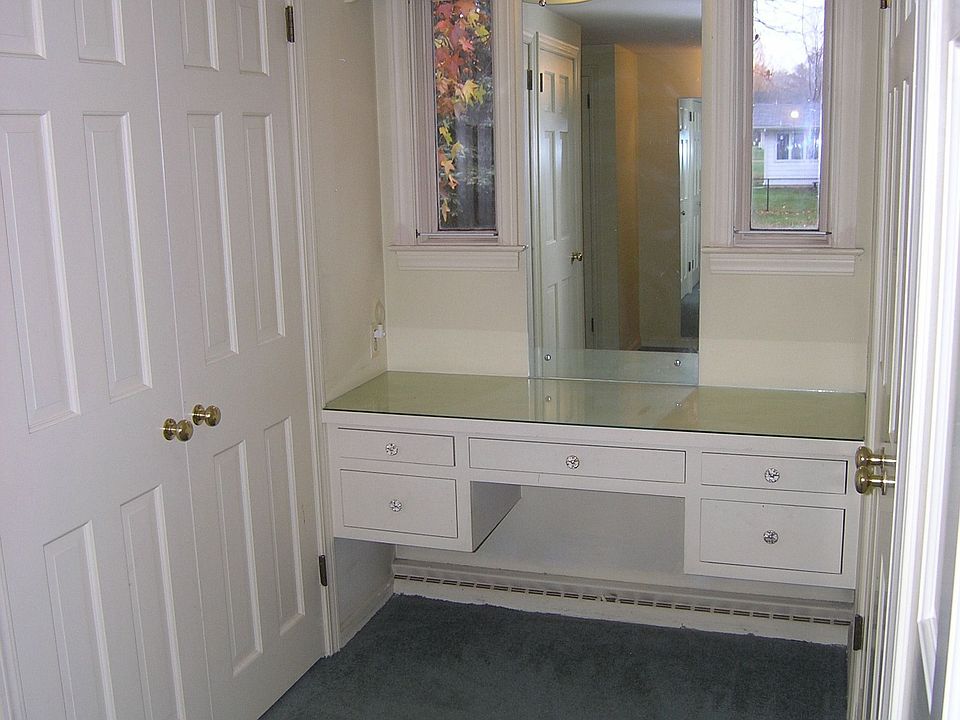 Master Bedroom Dressing Room