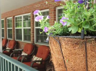 401 Lincoln Dr #204, Twin Lakes, WI 53181