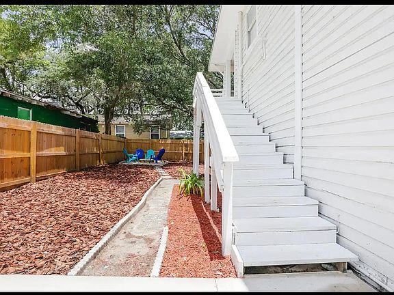 3rd image of 4507 N 15th St #B