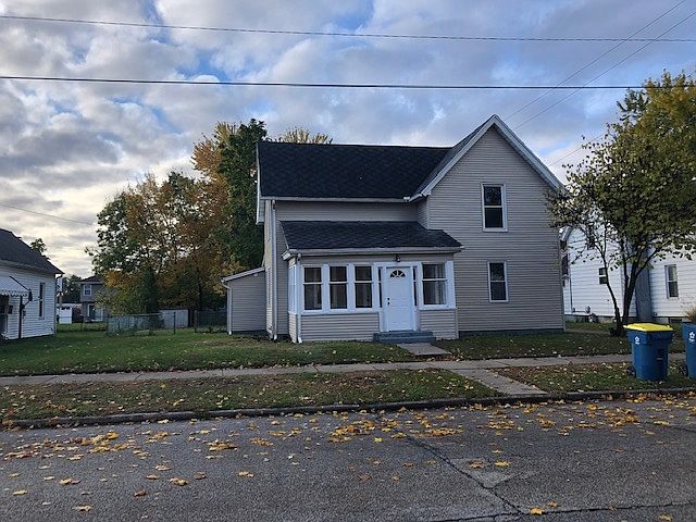 1st image of 611 E Lawrence St