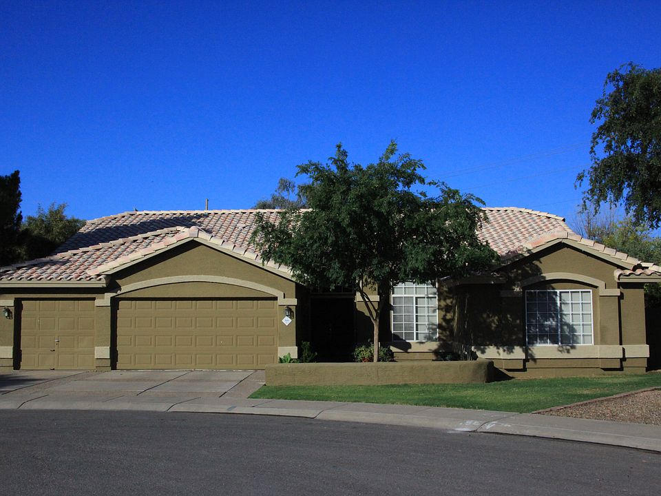 Ranch-style home on cul-de-sac