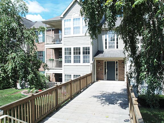 5th image of 13107 Briarcliff Ter APT 207