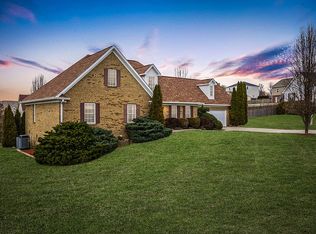 102 Greenfield Ct, Danville, KY 40422
