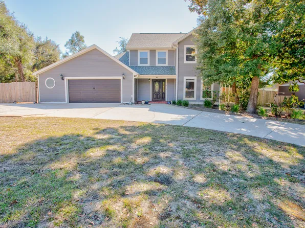 818 Magnolia Shores Dr, Niceville, FL 32578