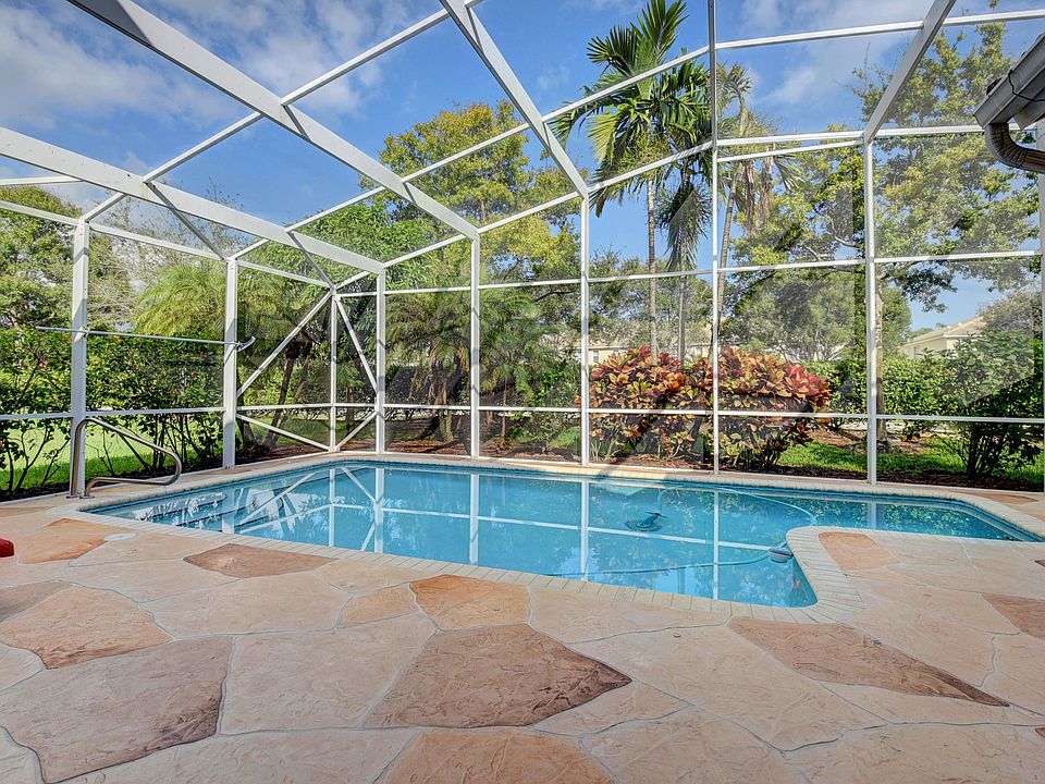 Home For Sale In Verona Lakes