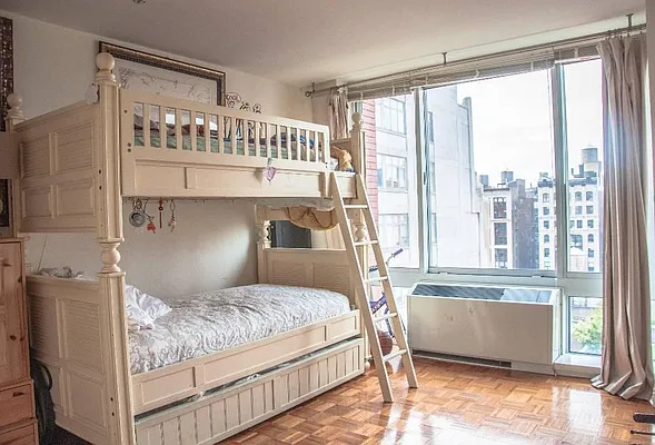 Rented by Town Residential | media 26