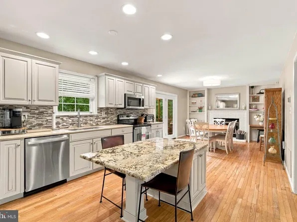 13224 Arlene Ct, Bealeton, VA 22712
