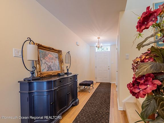 5th image of 1102 King George Lane #1166