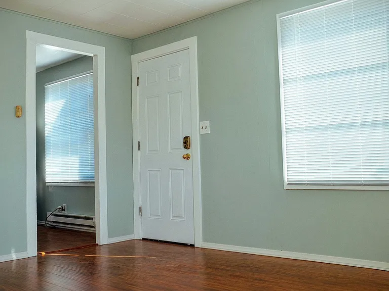 1406 E Alder St — Photo 2