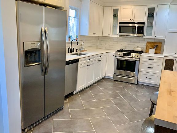 5th image of 5 Bonaventure Ave Floor 1