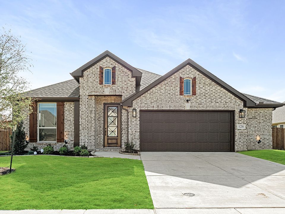 1st image of 128 Claywood Dr