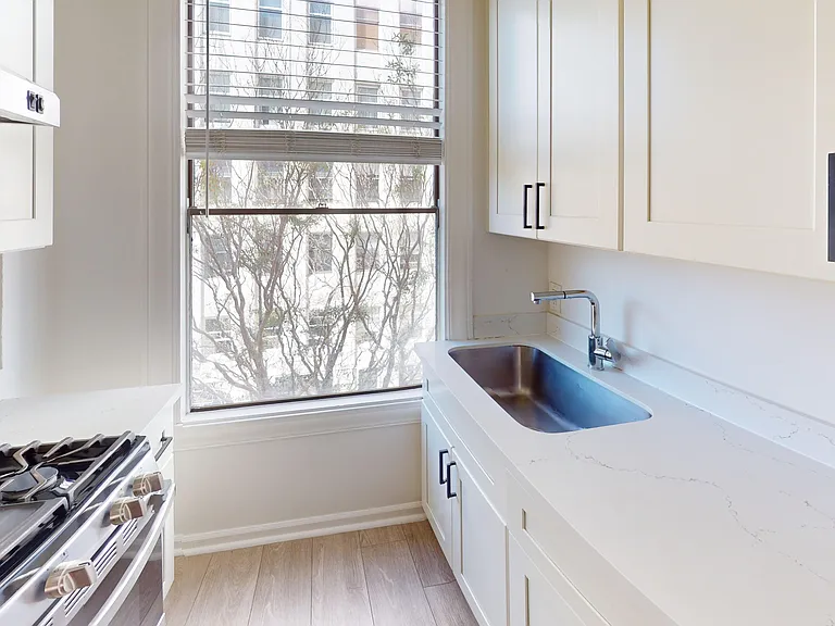 601 O'Farrell Street — Photo 6