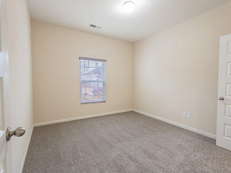 6130 Mahogany Ter — Photo 28