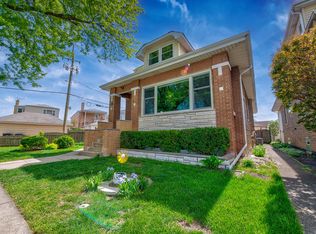 5851 N Markham Ave, Chicago, IL 60646