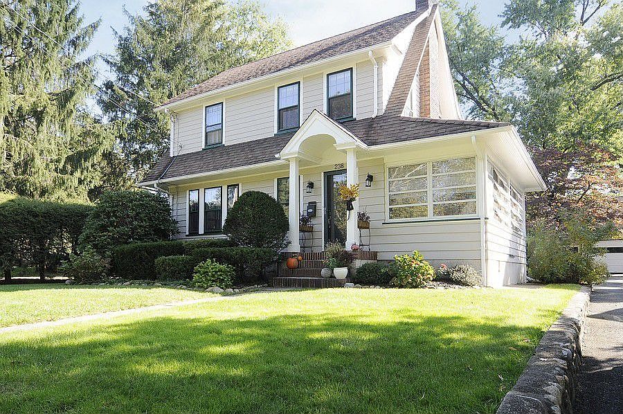 238 Paterson Ave, Midland Park, NJ 07432 Zillow