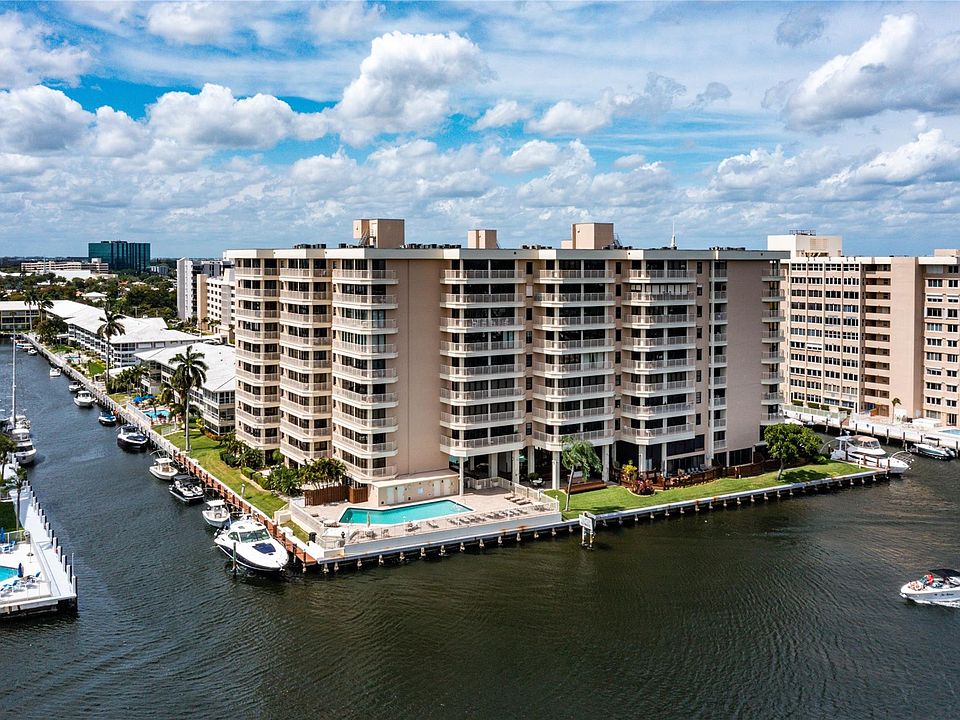 1st image of 3100 NE 48th Street #305