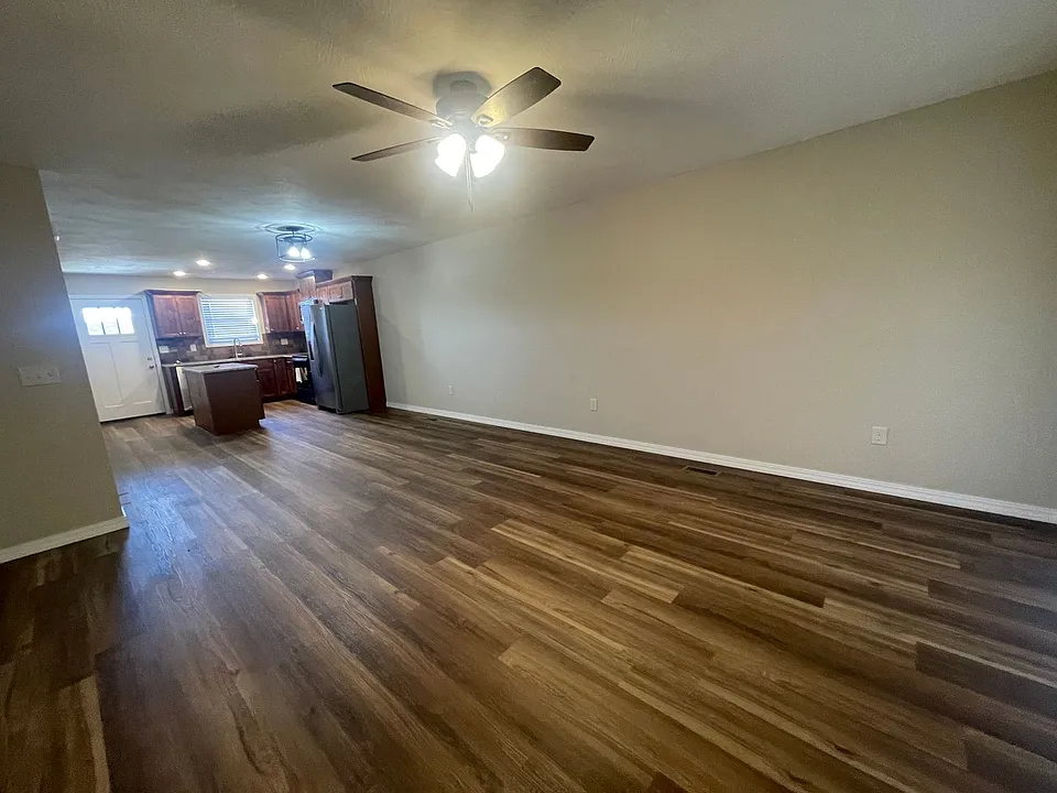 8 C St #A