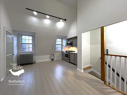 Rented by Daniel Gale Sotheby's International Realty | media 16