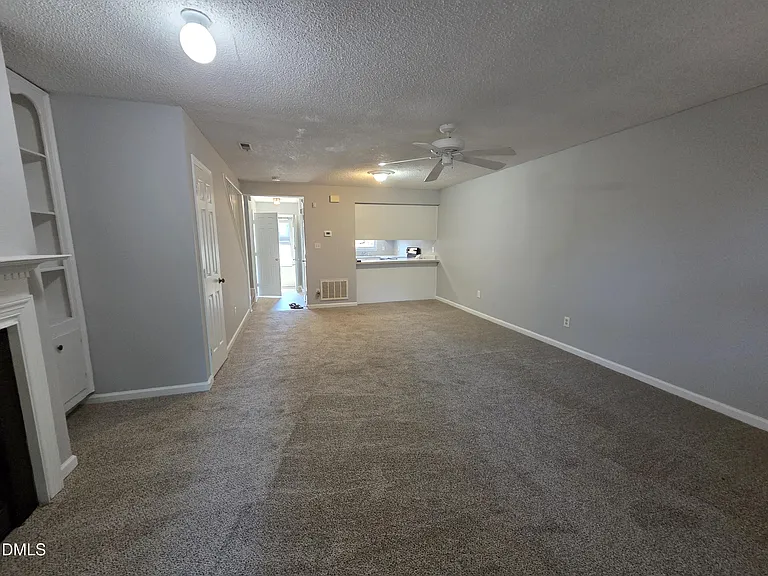 4425 Roller Ct — Photo 11