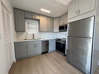 4205 N Flagler Dr #8 — Photo 14