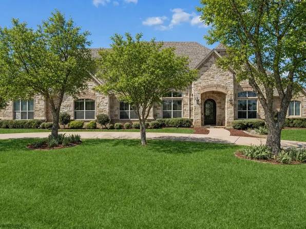 8900 Augusta Dr, Granbury, TX 76049