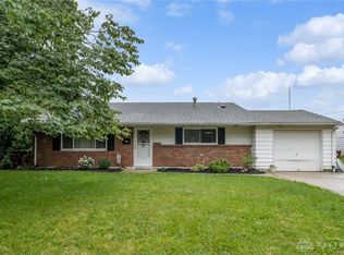 1861 Bordeaux Dr, Fairborn, OH 45324
