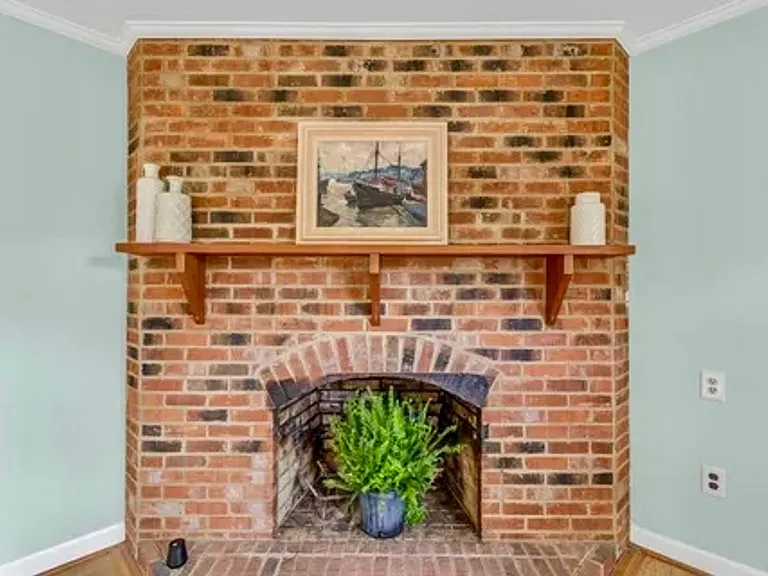 86 Venable Dr — Photo 26