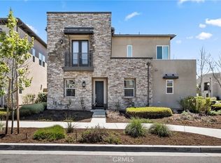 220 Follyhatch, Irvine, CA 92618