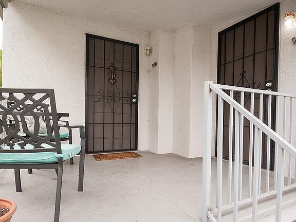 3rd image of 960 Wilbur Ave #960