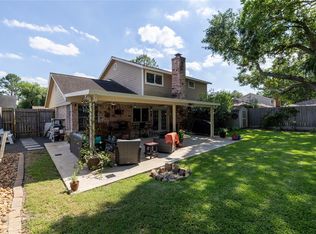 11918 Dorrance Ln, Meadows Place, TX 77477