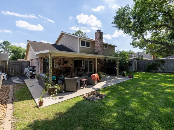 11918 Dorrance Ln, Meadows Place, TX 77477