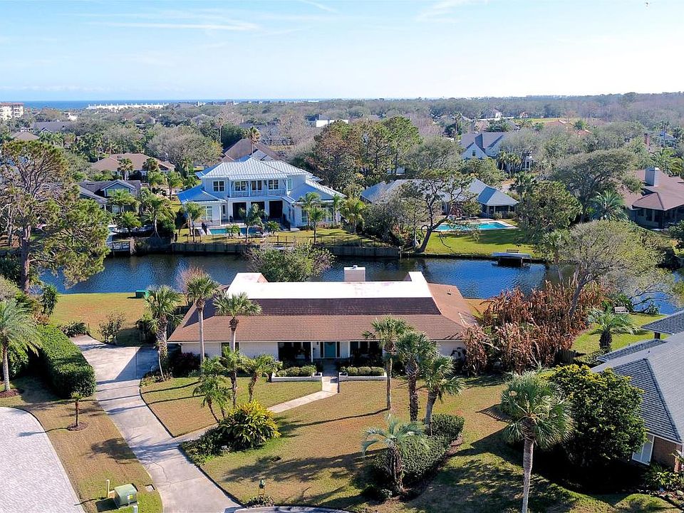 1st image of 19 Poinciana Way