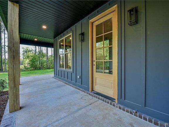 3rd image of 19524 Northbrook Ln