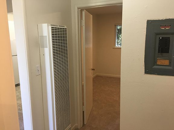 2nd image of 2020-2024 Clarmar Way #2020-5