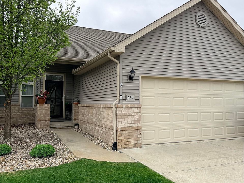 1st image of 634 Ridge Ln
