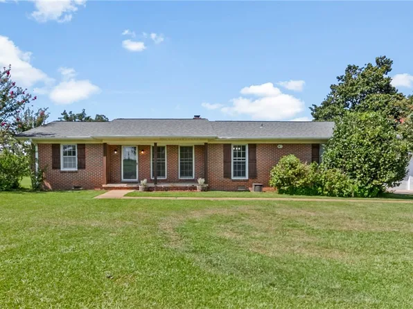 15386 Wire Rd, Coaling, AL 35453