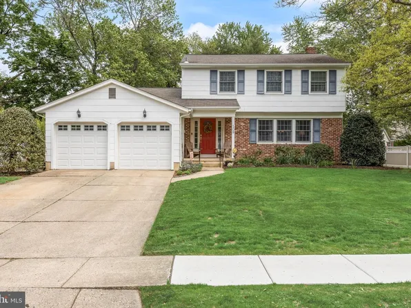 108 Brandywine Dr, Marlton, NJ 08053