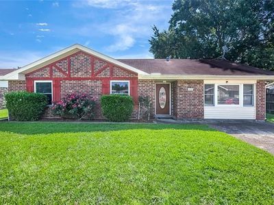 120 Peter Ln, Saint Rose, LA, 70087