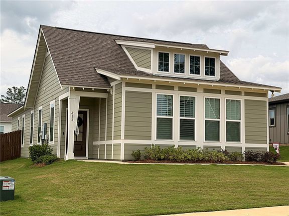 2nd image of 613 Shropshire Dr
