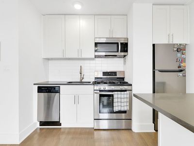 31-85 Crescent St #507, Queens, NY, 11106