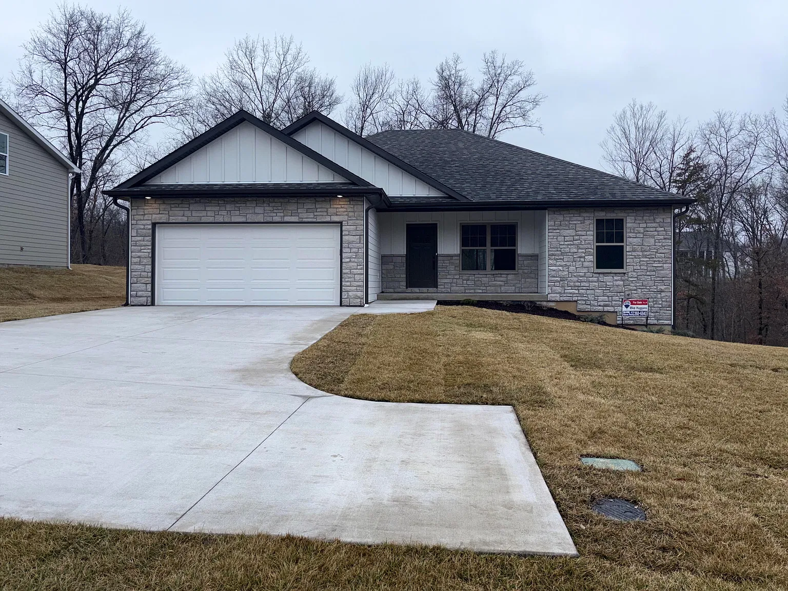 3 bed, 2.0 bath, 1584 sqft, $3,000 — Photo 4