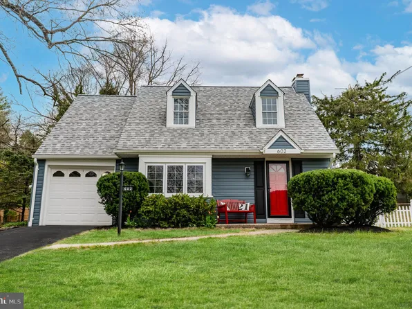 602 Lorraine Ave, Oreland, PA 19075